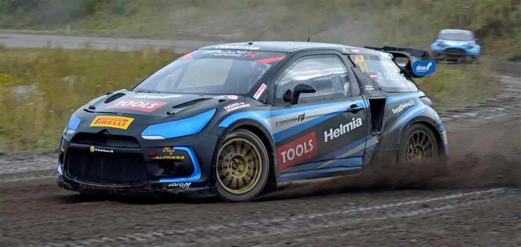 Oliver Solberg fremviser et imponerende talent for Rally Cross.
(Foto: Åge Keseler Kirketerp)